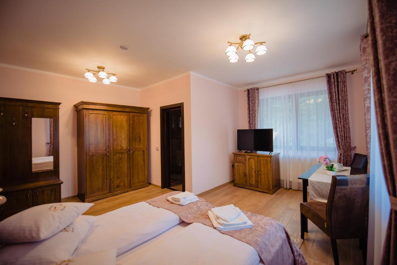 Casa Maiereana Otel Anies Dış mekan fotoğraf