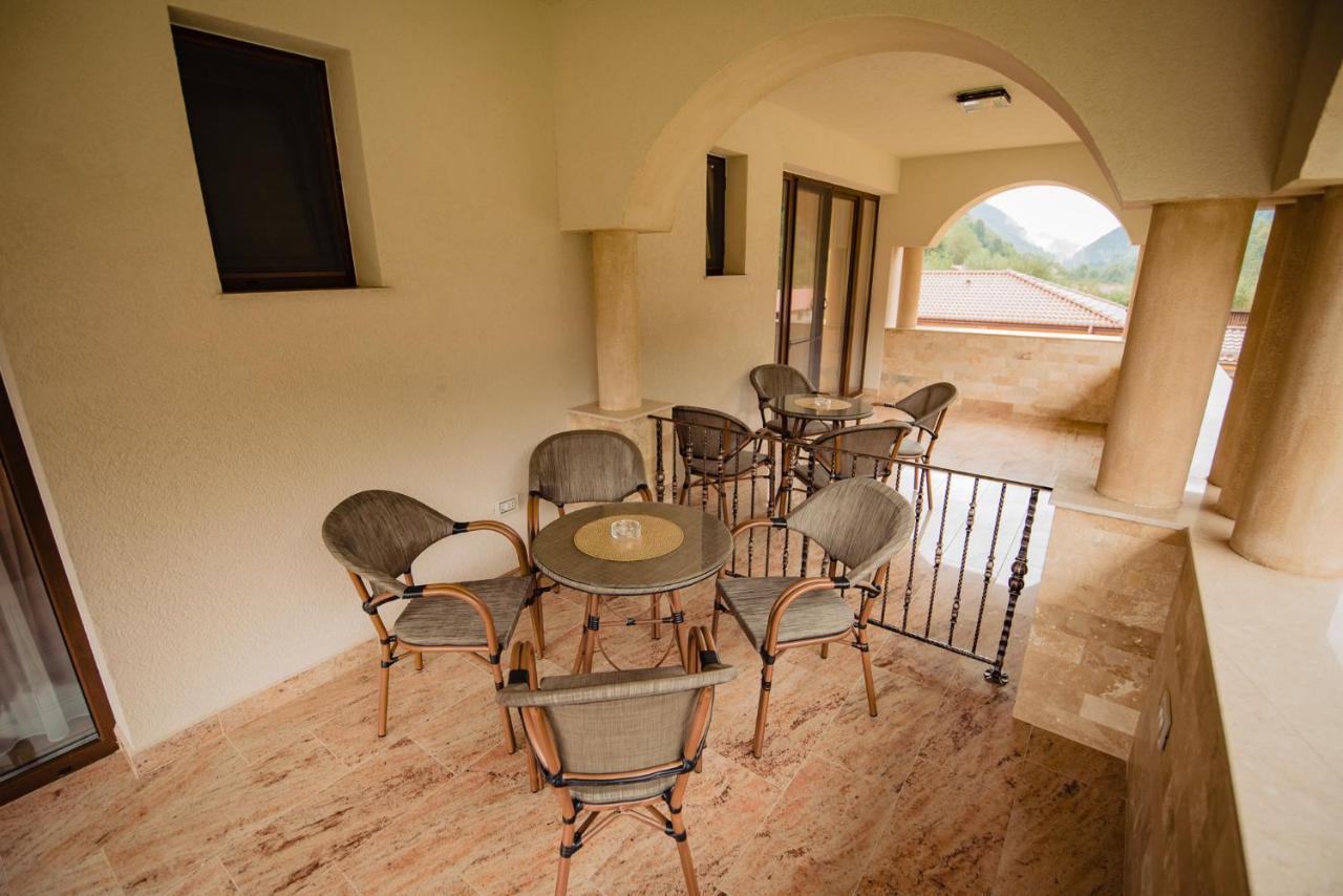 Casa Maiereana Otel Anies Dış mekan fotoğraf